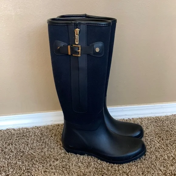 Tommy Hilfiger rain winter boots